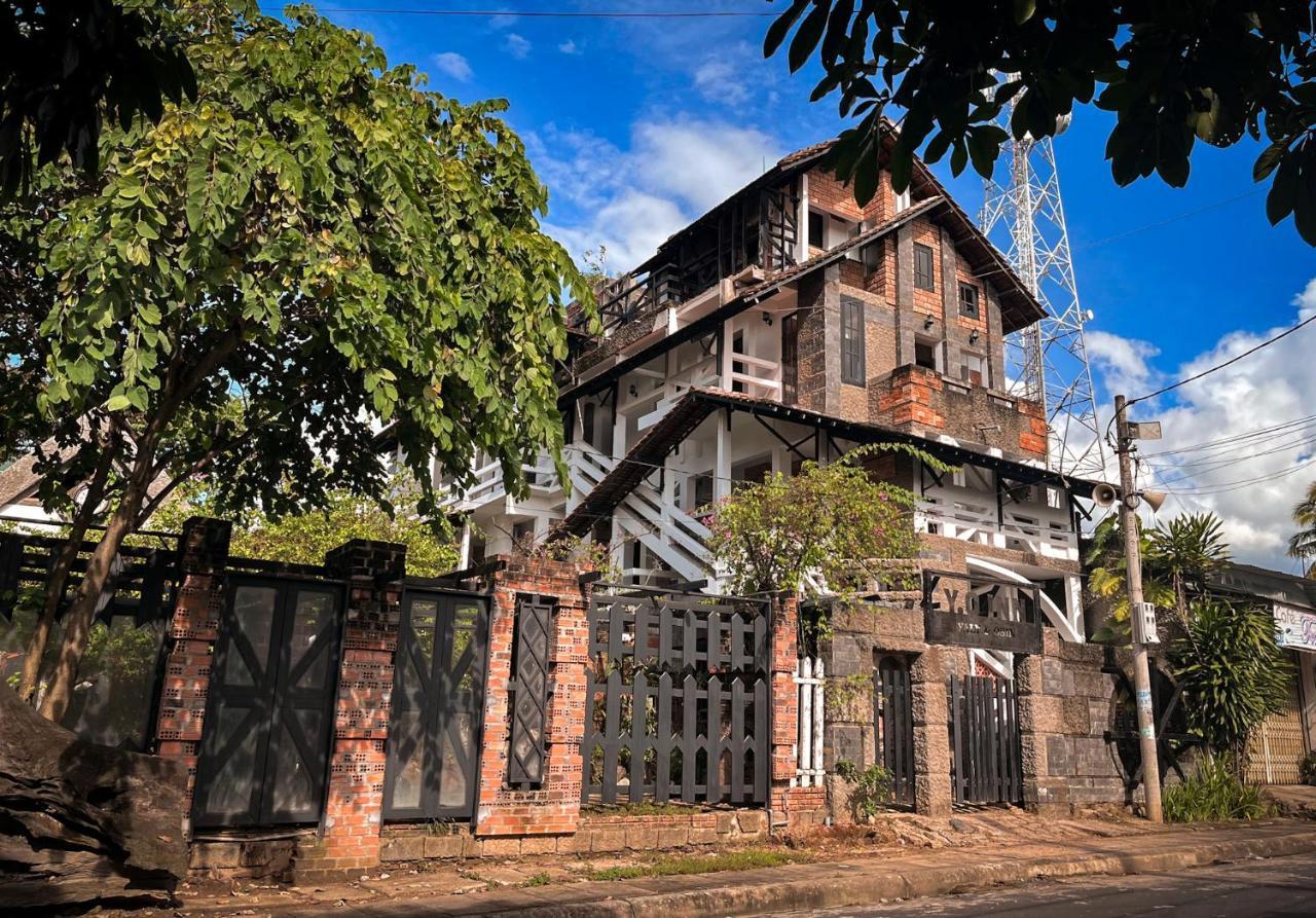 Y.O Inn Kon Tum Экстерьер фото