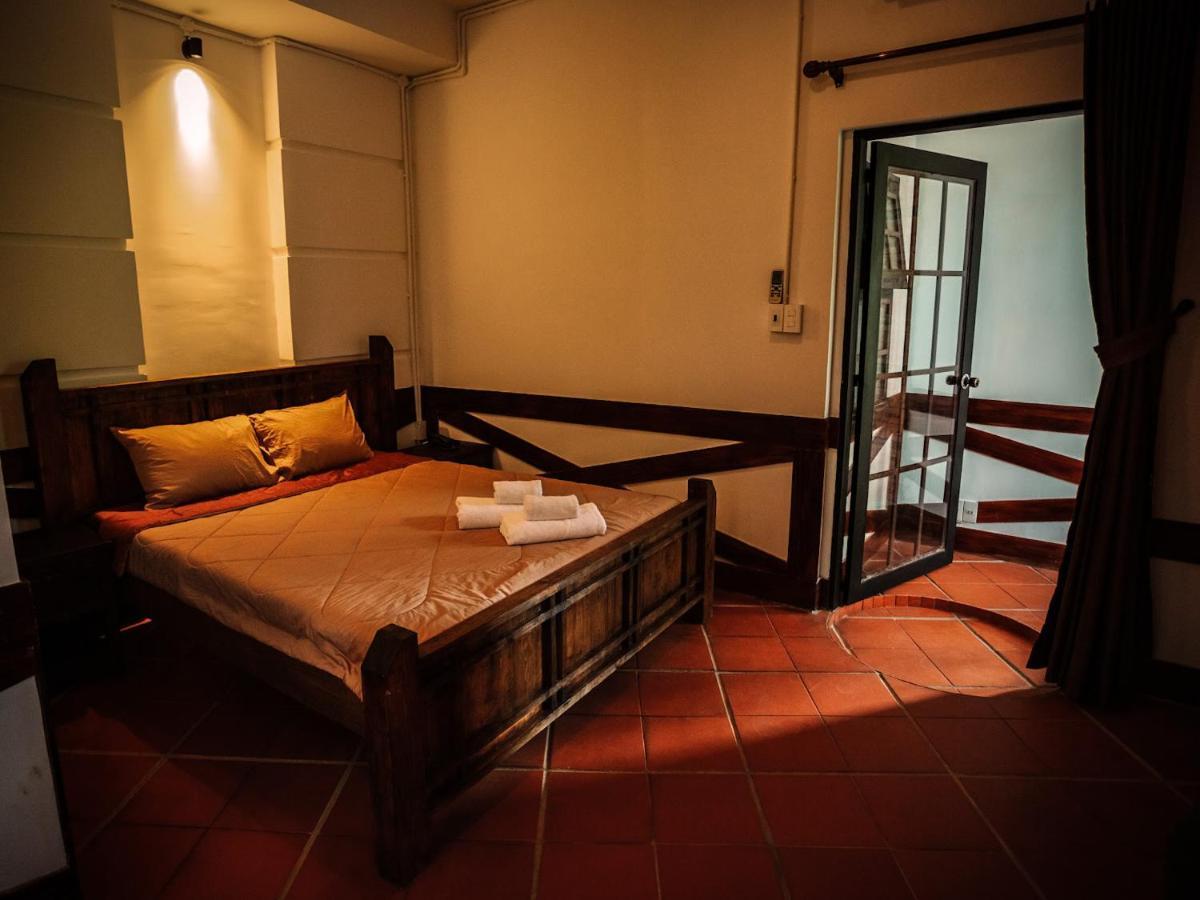 Y.O Inn Kon Tum Экстерьер фото